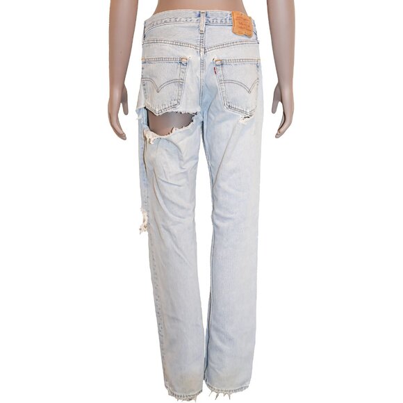 Vintage Levis 501 Light Wash Distressed Denim Jeans Size 31W 30L Straight Leg - Picture 3 of 4